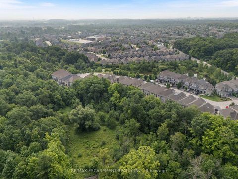 Photo 36 at 3143 Watercliffe Court, BC Bronte Creek, Oakville