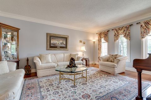 Photo 5 at 275 Triton Avenue, West Woodbridge, Vaughan