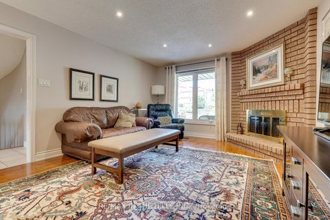 Photo 8 at 275 Triton Avenue, West Woodbridge, Vaughan