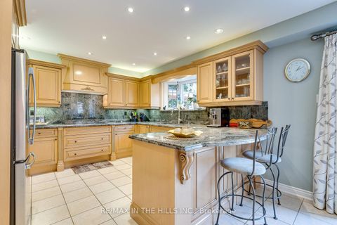 Photo 11 at 275 Triton Avenue, West Woodbridge, Vaughan
