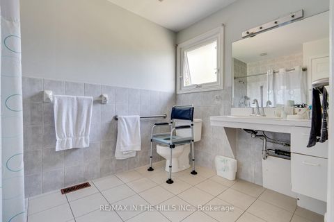 Photo 20 at 275 Triton Avenue, West Woodbridge, Vaughan