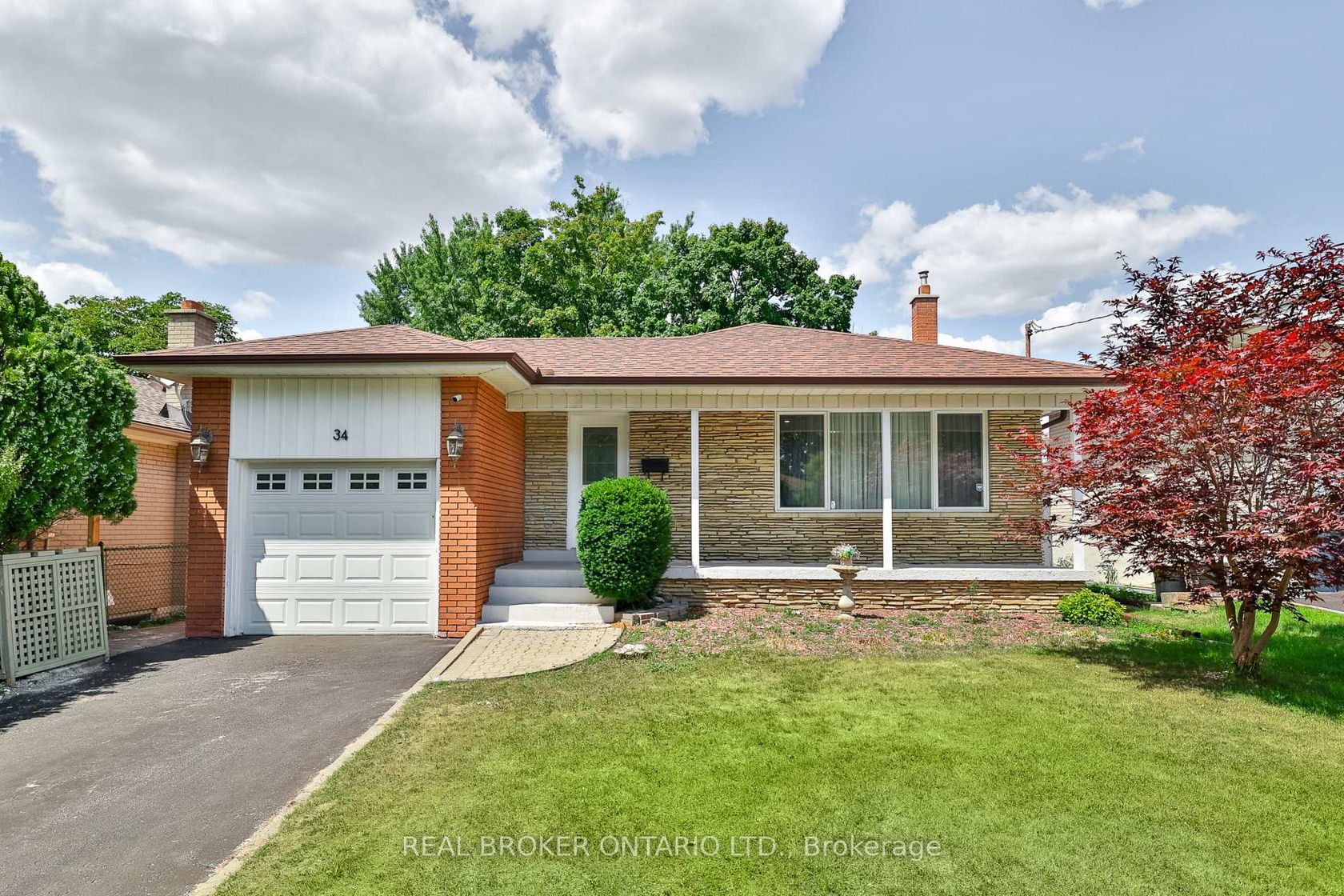 34 Alpaca Drive, Woburn, Toronto by Loree Meneguzzi Real Estate 34 Alpaca Drive, Woburn, Toronto