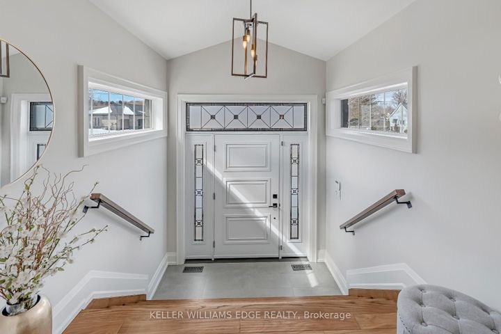 Photo 2 at 6 Credit Street, Glen Williams, Halton Hills