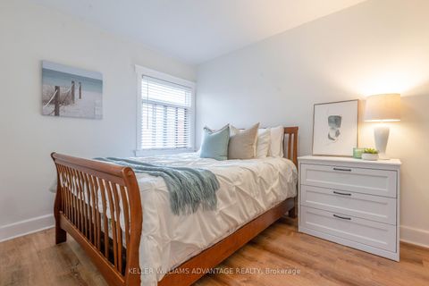 Photo 14 at 18 - 1646 Bathurst Street, Cedarvale, Toronto