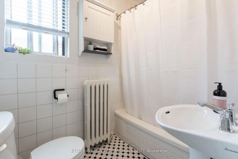 Photo 19 at 18 - 1646 Bathurst Street, Cedarvale, Toronto