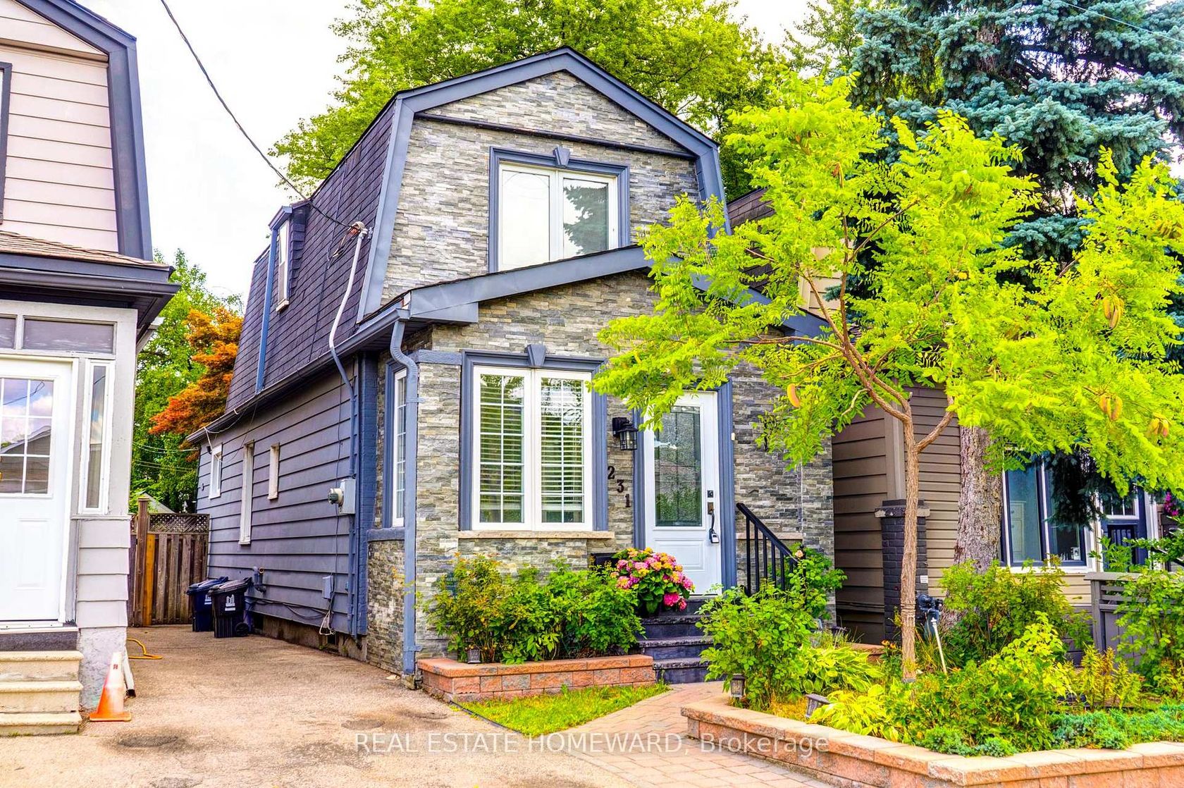 231 Donlands Avenue, East York, Toronto 