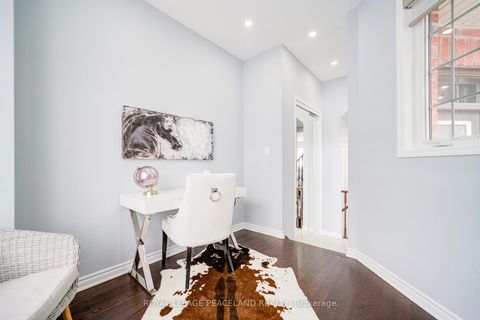 Photo 1 at 8 Casely Avenue, Rural Richmond Hill, Richmond Hill
