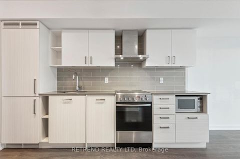 Photo 9 at 1004 - 125 Redpath Avenue, Mount Pleasant West, Toronto