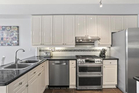 Photo 6 at Unit 10 - 38 Hunt Avenue, Mill Pond, Richmond Hill