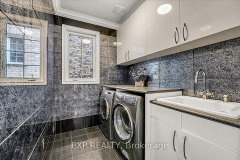 Photo 15 at 29 William Bowes Boulevard, Patterson, Vaughan