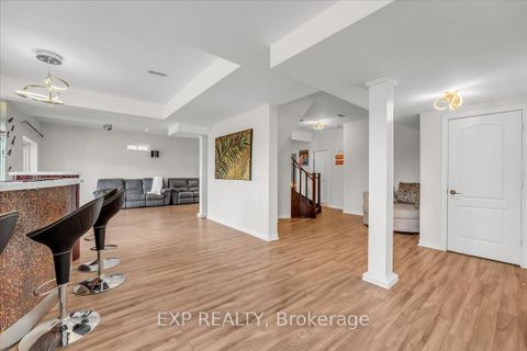 Photo 31 at 29 William Bowes Boulevard, Patterson, Vaughan