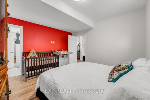 Photo 33 at 29 William Bowes Boulevard, Patterson, Vaughan