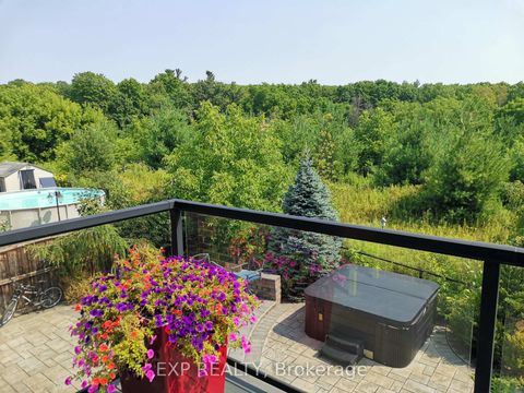 Photo 38 at 29 William Bowes Boulevard, Patterson, Vaughan