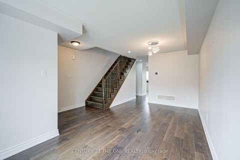 Photo 4 at 52 Stoyell Drive, Jefferson, Richmond Hill