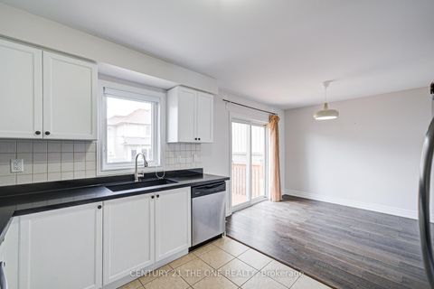 Photo 9 at 52 Stoyell Drive, Jefferson, Richmond Hill