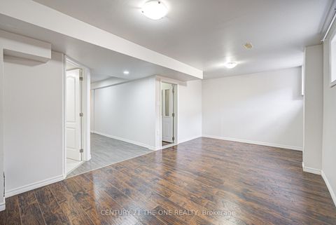 Photo 14 at 52 Stoyell Drive, Jefferson, Richmond Hill