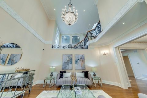 Photo 10 at 56 Winchester Lane, South Richvale, Richmond Hill