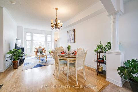 Photo 1 at 87 Zokol Drive, Bayview Northeast, Aurora