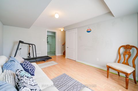 Photo 19 at 87 Zokol Drive, Bayview Northeast, Aurora