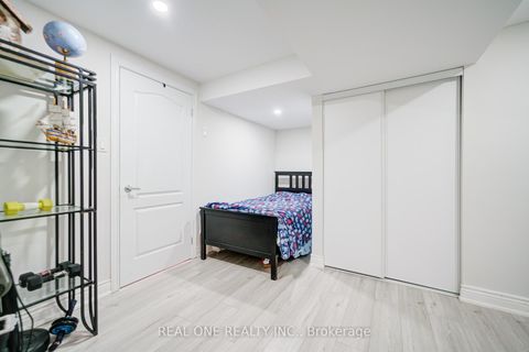Photo 20 at 87 Zokol Drive, Bayview Northeast, Aurora