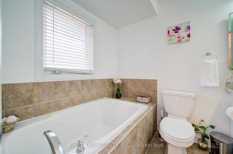 Photo 28 at 87 Zokol Drive, Bayview Northeast, Aurora Photo 28 at 87 Zokol Drive, Bayview Northeast, Aurora