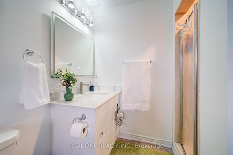 Photo 29 at 87 Zokol Drive, Bayview Northeast, Aurora