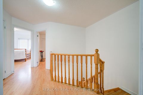 Photo 30 at 87 Zokol Drive, Bayview Northeast, Aurora