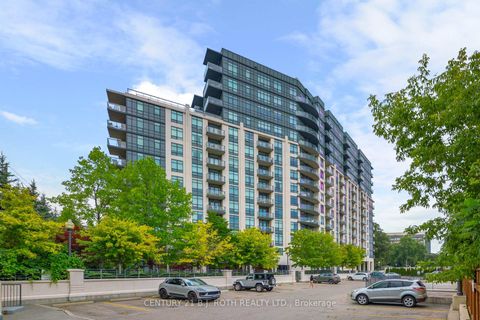 Photo 2 at 318 - 1135 Royal York Road, Humber Valley, Toronto