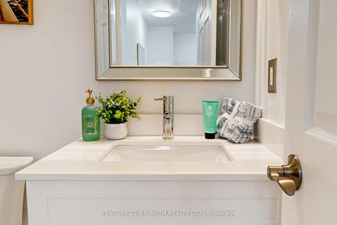 Photo 6 at 318 - 1135 Royal York Road, Humber Valley, Toronto