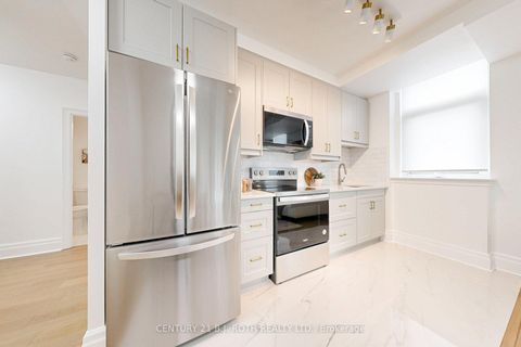 Photo 13 at 318 - 1135 Royal York Road, Humber Valley, Toronto