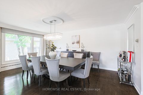 Photo 8 at 21 Bayhampton Court, Bathurst Manor, Toronto