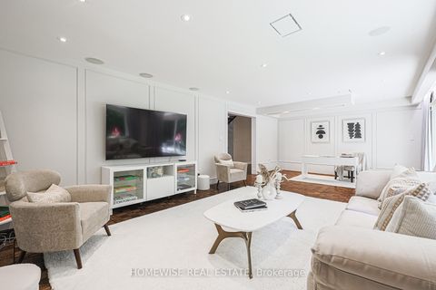 Photo 27 at 21 Bayhampton Court, Bathurst Manor, Toronto