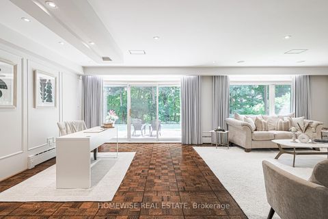 Photo 28 at 21 Bayhampton Court, Bathurst Manor, Toronto