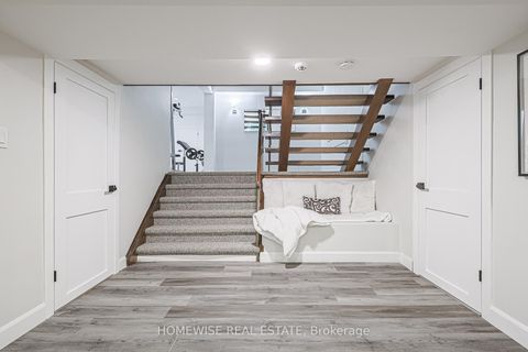 Photo 35 at 21 Bayhampton Court, Bathurst Manor, Toronto