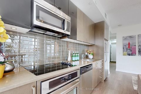 Photo 10 at 902 - 89 Dunfield Avenue, Mount Pleasant West, Toronto