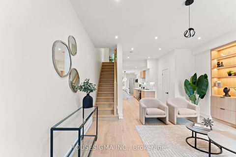 Photo 3 at 204 Franklin Avenue, Junction, Toronto
