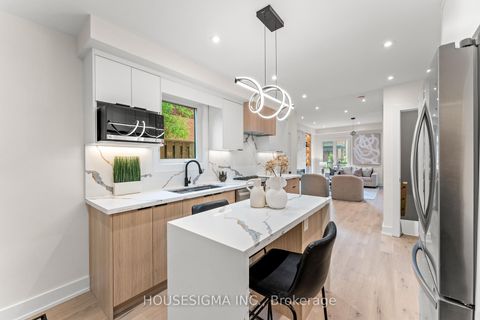 Photo 11 at 204 Franklin Avenue, Junction, Toronto