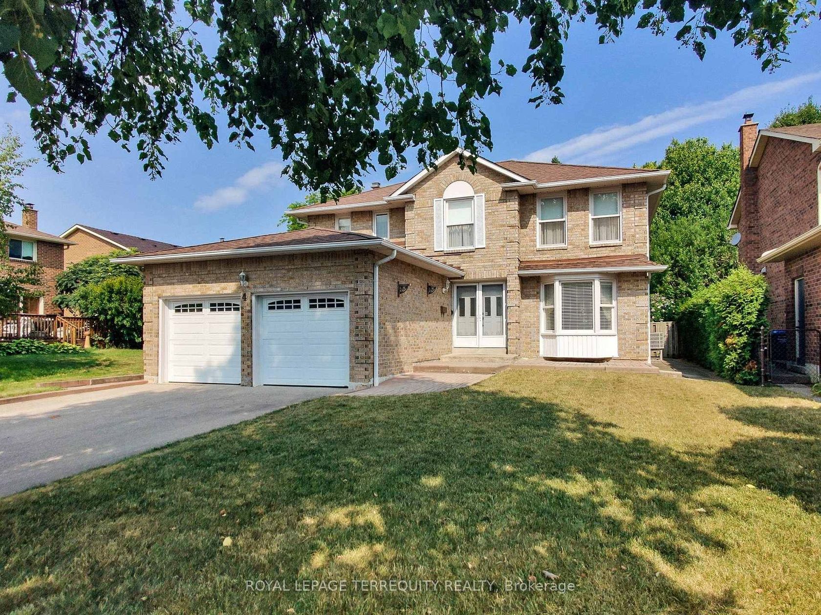 4 Mowat Court, Heart Lake East, Brampton 2