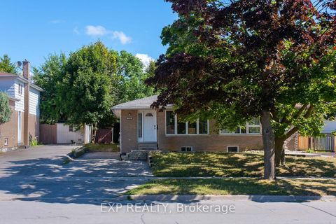 Photo 2 at 22A Bernick Drive, Grove East, Barrie Photo 2 at 22A Bernick Drive, Grove East, Barrie