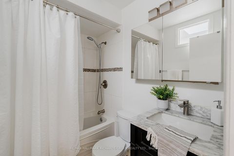 Photo 15 at TH11 - 10 Buller Avenue, The Beaches, Toronto
