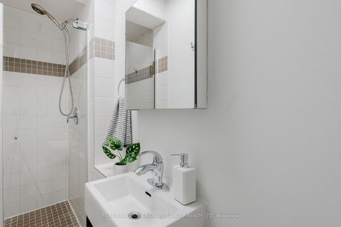 Photo 18 at TH11 - 10 Buller Avenue, The Beaches, Toronto