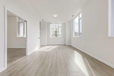 Photo 4 at TH104 - 25 Holly Street, Mount Pleasant West, Toronto
