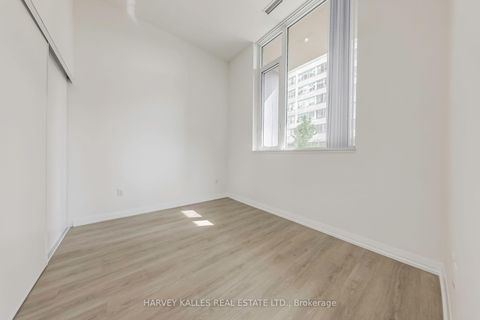 Photo 8 at TH104 - 25 Holly Street, Mount Pleasant West, Toronto
