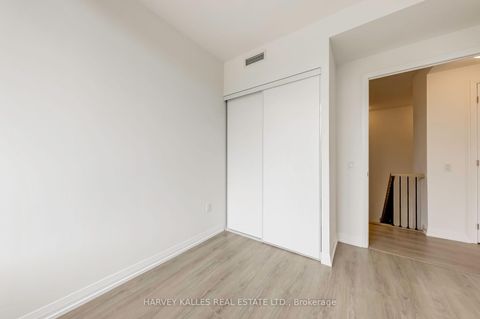 Photo 12 at TH104 - 25 Holly Street, Mount Pleasant West, Toronto