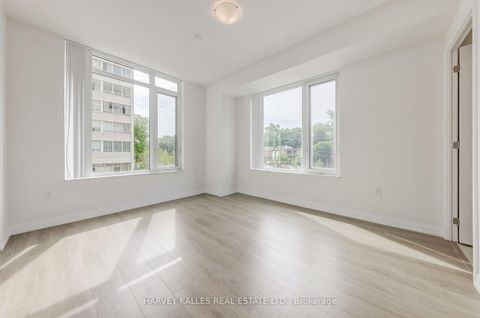 Photo 16 at TH104 - 25 Holly Street, Mount Pleasant West, Toronto