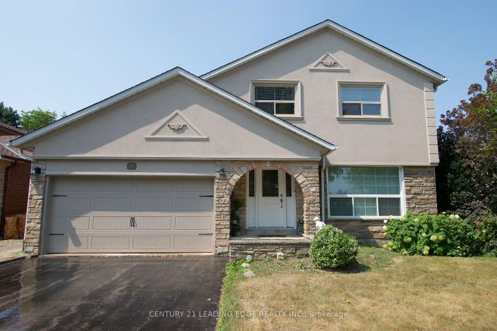 Photo 0 at 54 Avonwick Gate, Donalda, Toronto