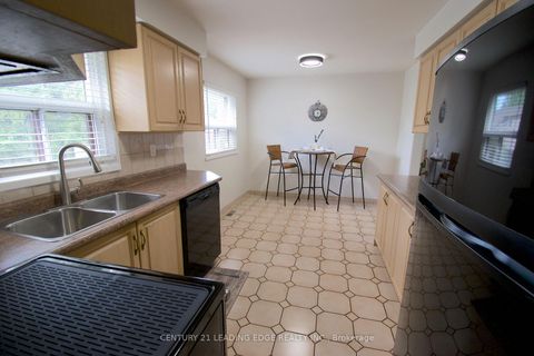 Photo 16 at 54 Avonwick Gate, Donalda, Toronto