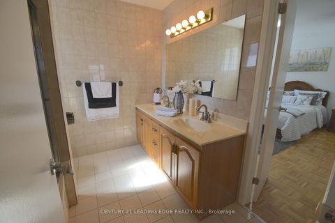 Photo 29 at 54 Avonwick Gate, Donalda, Toronto