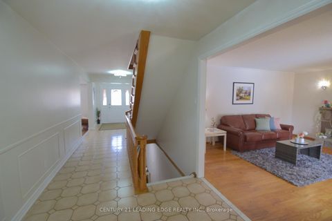Photo 35 at 54 Avonwick Gate, Donalda, Toronto