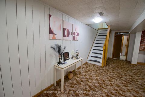 Photo 36 at 54 Avonwick Gate, Donalda, Toronto